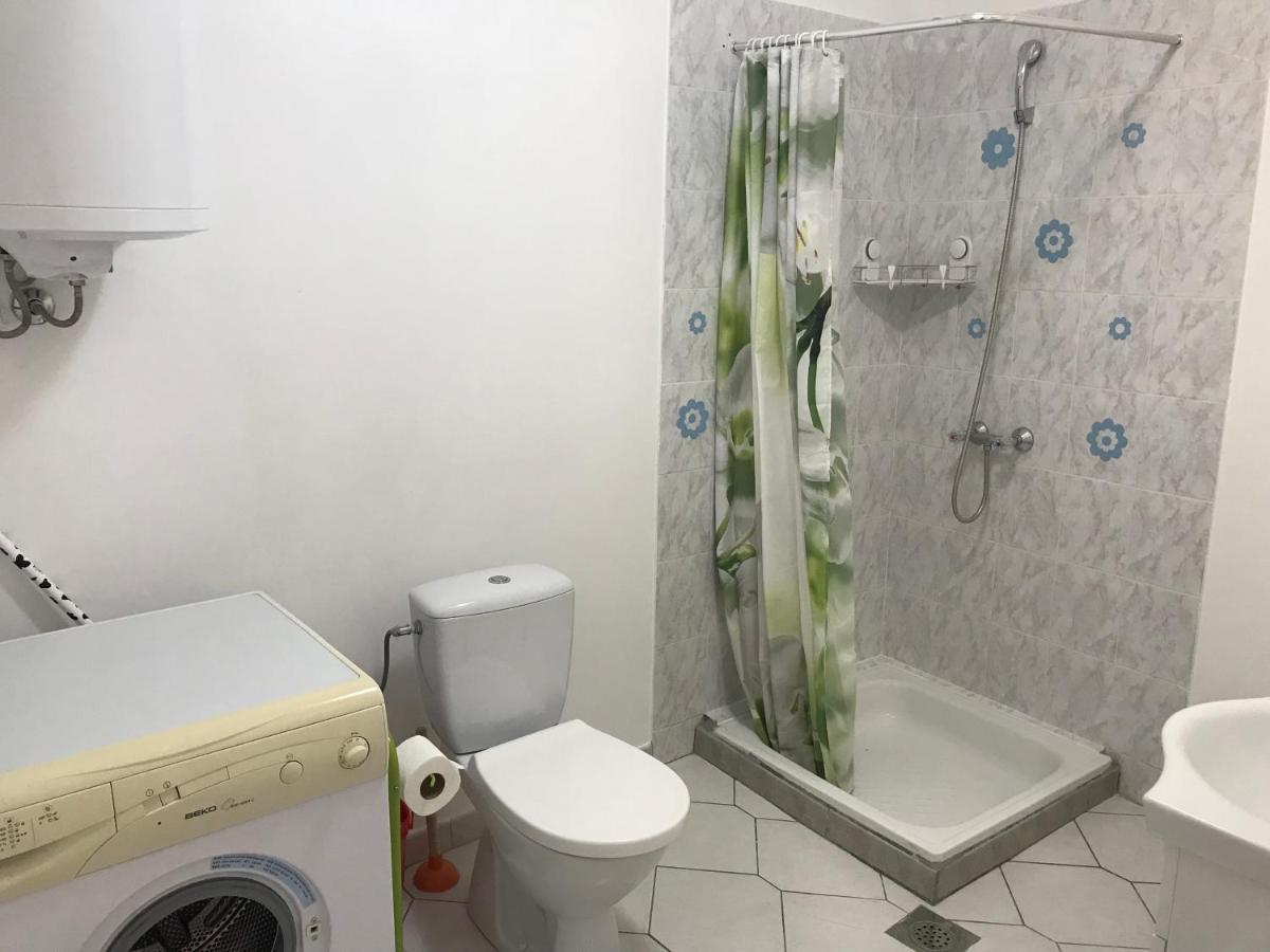 Ferguson Apartment *